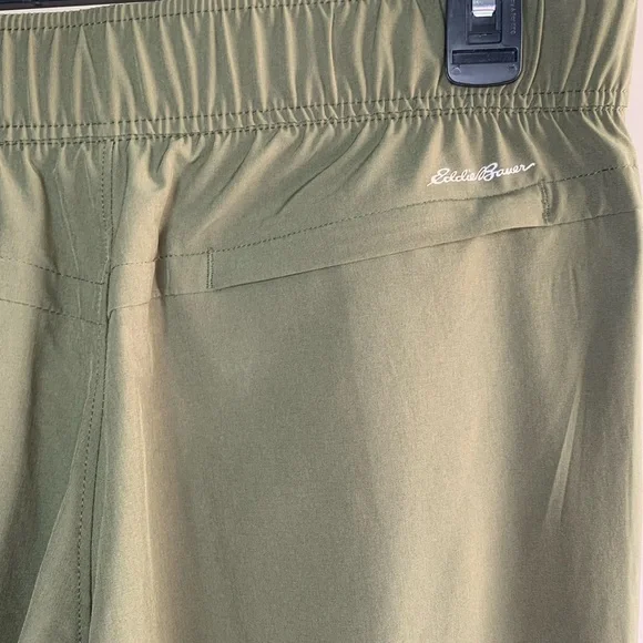 Eddie Bauer Women’s Olive Green Pants - Picture 9 of 9